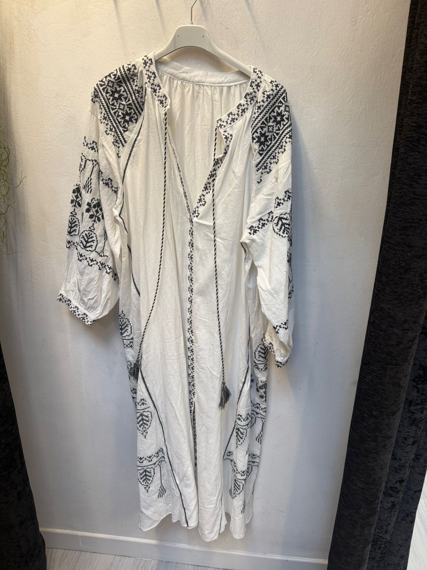 Abito Embroidery